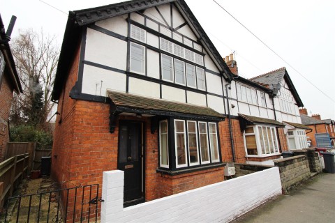 View Full Details for Chester Street, Caversham, Reading