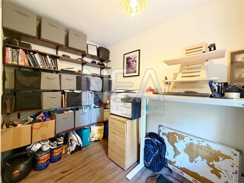 Images for Upper Warren Avenue, Caversham, Reading