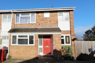 Seller, Galsworthy Drive, Caversham, Reading
